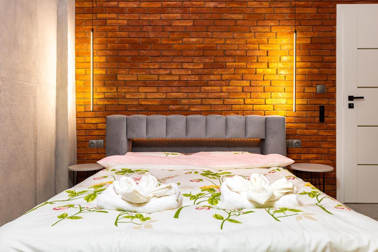 Industrial-Style 2Bd Loft With Parking Spot By Flat Mаnager Apartment Plovdiv Ngoại thất bức ảnh