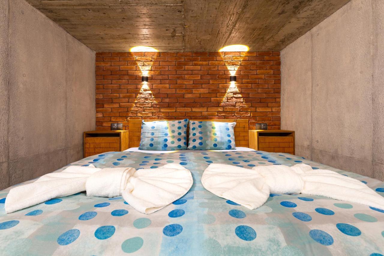 Industrial-Style 2Bd Loft With Parking Spot By Flat Mаnager Apartment Plovdiv Ngoại thất bức ảnh